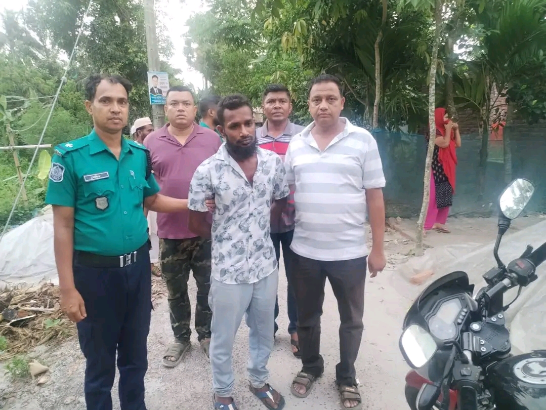 বরিশালের শীর্ষ সন্ত্রাসী কালা মাসুদ গ্রেফতার