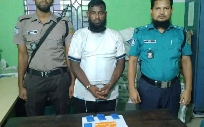 কাউনিয়া থানার বিশেষ অভিযানে ৮০০ পিস ইয়াবাসহ মাদক ব্যবসায়ী গ্রেফতার